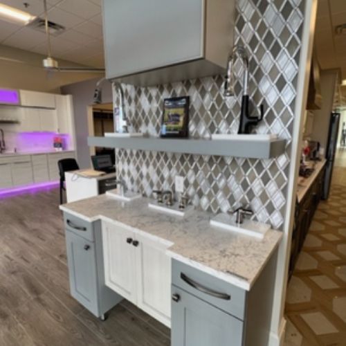 backsplash showroom display at Carr's Flooring America Kiba Studios